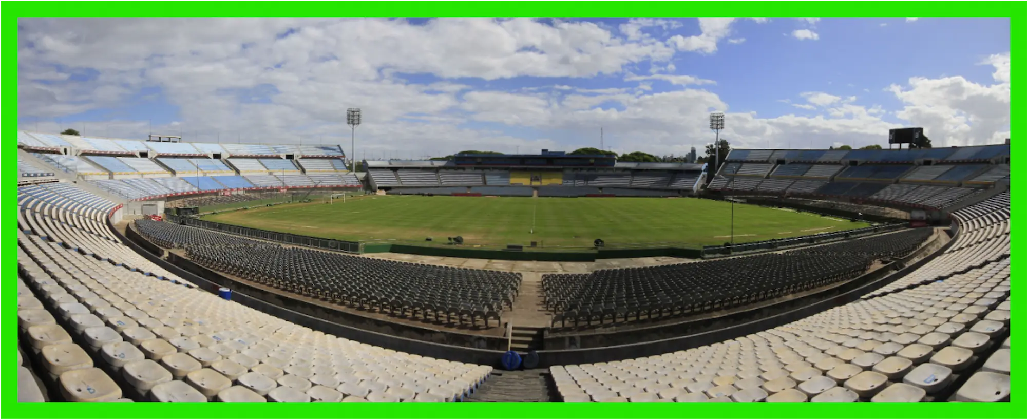 Das Estadio Centenario in Montevideo Paraguay